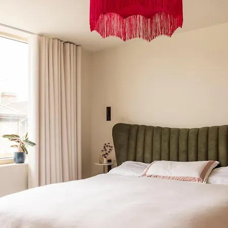 Holiday home Luxurious And Bright
