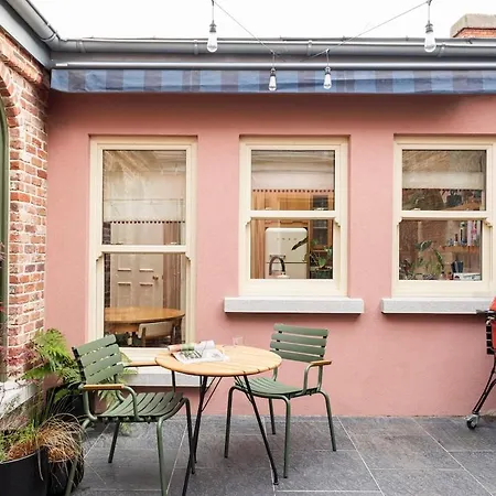 Holiday home Luxurious And Bright
